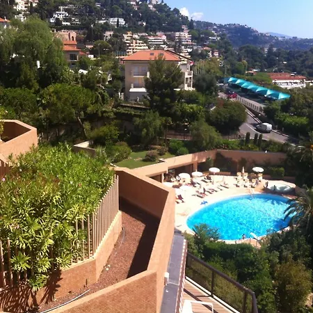 Near Larvotto Beach Apartment *